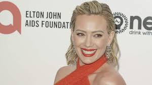 Hilary Duff kondigt eerste live optredens in tien jaar aan