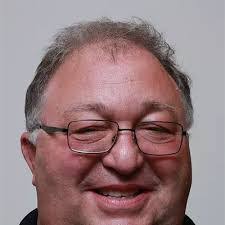 Robert Doolittle's Instagram, Twitter & Facebook