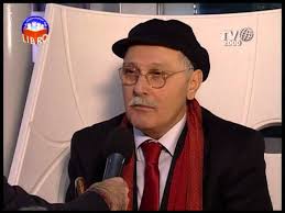 The writer antonio pennacchi, winner of the strega 2010 prize with mussolini canal. Antonio Pennacchi Racconta I Suoi Idoli Miti E Romanzi E La Moglie Ivana Youtube