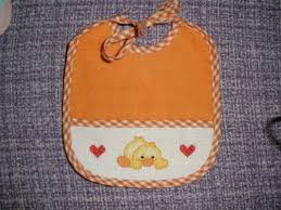 Ideal para los primeros meses del bebé, material tipo toalla, justo para cuando comienzan a salivar o limpiar leche, no son impermeables, por lo que no protegen de líquido abundante o comida!! Un Tierno Babero Uno De Los Mejores Implementos Para Tu Bebe Manualidades