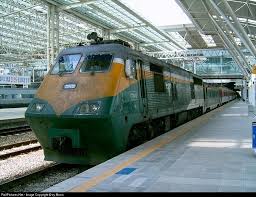 7002 Korail Ft36hcw At Seoul South Korea By Zy Moon Train Train Tracks South Korea