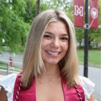 Leah Larocco's Instagram, Twitter & Facebook