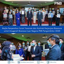 We are the premier investment organisation committed to enhance the economic wealth of the bumiputera community in particular and contribute towards the growth and prosperity of the nation for the benefit of malaysians. perodua to be a world class. Permodalan Nasional Berhad Rasmi Pada 20 Julai 2020 Pnb Telah Mengadakan Majlis Penyerahan Surat Tawaran Dan Kontrak Perjanjian Anugerah Biasiswa Luar Negara Pnb Pengambilan 2020 Majlis Ini Telah Disempurnakan Oleh Presiden