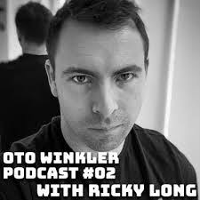 Andrea Bracken's Instagram, Twitter & Facebook