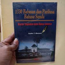 Bahasa resmi instansi pemerintahan di jawa timur adalah bahasa indonesia. Buku Pribahasa Sunda 1330 Babasan Dan Paribasa Bahasa Sunda Shopee Indonesia