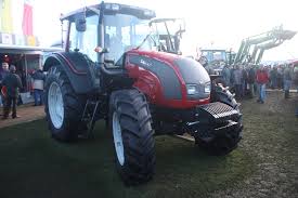 Valtra Advance N121 Tractor