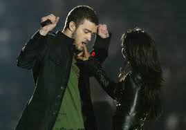 Timberlake says that he wants to apologize to britney spears and janet jackson because i. Justin Timberlake Finally Apologizes To Janet Jackson And Britney Spears Kqed