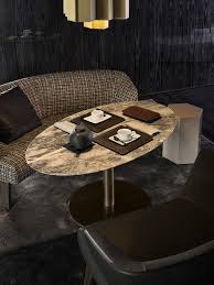 High quality synthetic wicker construction. Bellagio Lounge Bronze Tables En