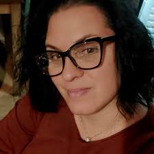 Buongiorno vorrei portare mia figlia a pattinare sul  ghiaccio...consigli?grazieee