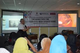 Hoarseness, paroxysmal bronchospasm polyps, ulcers, granuloma of the vocal folds, laryngitis, pharyngitis, feeling of a lump in the throat, sinusitis, otitis media. Rs Ugm Menyelenggarakan Cpd Timpanomastoidektomi Rumah Sakit Akademik Ugm Yogyakarta