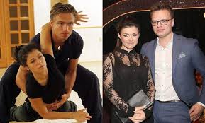 Maybe you would like to learn more about one of these? Kasia Cichopek I Marcin Hakiel Komentuja Newsy O Bankructwie Naprawde Jest Zle Eska Pl