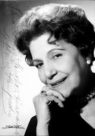 029 Guadalupe Muñoz Sampedro