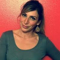 Laura Cottingham's Instagram, Twitter & Facebook