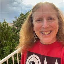 Caroline Gandy's Instagram, Twitter & Facebook