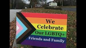 3901 chicago ave (e 39th st), minneapolis, mn. After Sign Is Vandalized In Towson Lgbtq Friendly Church To Hold Rally Against Hate Baltimore Sun