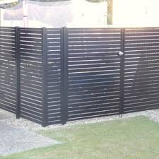 To hold the fence slat securely in place and fit any fence or project requirements, our privacy slats have the ability to lock at the top or bottom of the inserts. Screen Slats