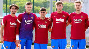 This month barcelona secured a loan for the teenager for the 21/22 season, with the option to purchase him the season after for €10m, fending off interest from manchester united, real madrid and borussia dortmund. Yusuf Demir Absolviert Erstes Training Beim Fc Barcelona Fussball International Spanien