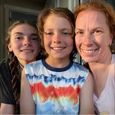 Hi! I'm new to this group. I recently joined because I am thinking of  coming to Madeira in Sept as a solo traveller. Do people think it's a safe  place for a