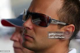 3,731 Darren Holland Photos & High Res Pictures