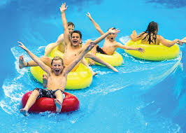 Camp lyngdal ligger ved kvavikstranda, som byr på flotte surfemuligheter. Tropicana Badeland Home Facebook