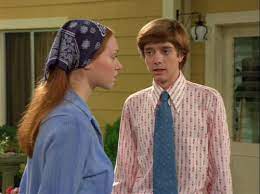 Laura Prepon That 70s Show Bandanna Bandana That 70s Show 70s Inspired Fashion 70s Outfits