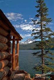 Deer run cabins resort is located on the water of bull shoals lake in the scenic arkansas ozarks. Pin By Yo On Cabins Lake House Cabins In The Woods Places