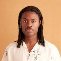 Amanda Deblois's Instagram, Twitter & Facebook