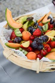 Corbeille De Fruits Brunch De Mariage Brunch De Mariage Corbeille De Fruits Traiteur