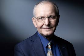 Directeur de recherche à l'inserm et ancien directeur de l'institut cochin, il préside l'université paris descartes de 2007 à 2011 et est président de la ligue nationale. 4dlcskti9hkdcm