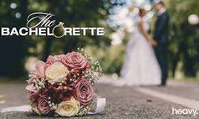 Former Bachelorette Finds Love Again in Dreamy Minnesota Wedding - SKJ  Bollywood News