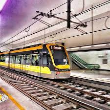 Se avete acquistato la porto card o la andante tour, potete viaggiare in metro in maniera illimitata senza dover comprare il biglietto. Metro Do Porto Porto U Bahn Karte Portugal