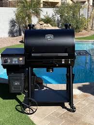 Specifications 175 to 650 degree f temperature range porcelain coated cast iron cooking oklahoma joe's rider deluxe pellet grill. Oklahoma Joe S Rider Dlx Pellet Grill Review