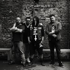 Lillasyster is a swedish rock band formed in gothenburg in 2006. Lillasyster Getsongbpm