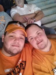 Peyton Middleton (@PeytonJMiddleto)