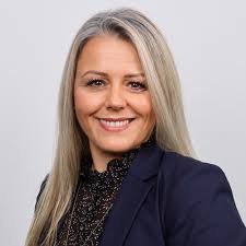 Mit navn er Malene Holst Larsen, og jeg er CEO i Balling & Holst ApS. Jeg  har haft virksomheden Maccounting (som nu er Balling & Holst) i 6 år. En af  drivkræfterne