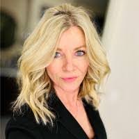 Nina Wheeler's Instagram, Twitter & Facebook