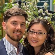 Hi!Looking for a Appliance repair person available today. Repair a freezer!