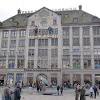 Das modeunternehmen peek & cloppenburg präsentiert in seinem store aktuelle fashiontrends und highlights der saison für damen, herren, teenager und kinder. Https Encrypted Tbn0 Gstatic Com Images Q Tbn And9gcssfln 5g6r Rzgzctznqbzyzljyevon1xbramzmhumtlni1gyt Usqp Cau