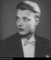 Harry Cort udawał księcia. Narzeczoną zdradził z... marynarzem [FRAGMENT  KSIĄŻKI]