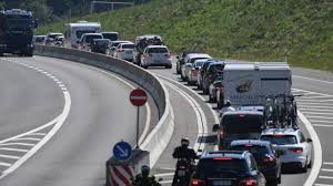 Stauprognose von adac und ace zu ostern 2020: Adac Stauprognose Vom 21 Bis 23 08 2020 Achtung Stau Chaos Urlaubsheimkehrer Machen Autobahnen Dicht News De