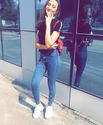 ارقام بنات مطلقات مصريات مهتمات جدا للزواج من جاد fashion style ripped jean