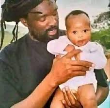 Amazing courage. And the song is divine!❤️‍🔥💚💛❤️