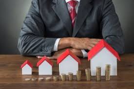 There are so many insurace products in the market and for more complex and wide coverages that need more insurance underwriters to cover risks, insurance brokers opened shop so that you only have to deal with one entity. New Risk Transfer Programs Offer Alternative To Mi Dsnews