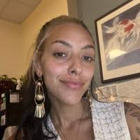 Janelle Guzman's Instagram, Twitter & Facebook