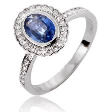 Découvrez notre collection de bagues en saphir. Bague Saphir 1 35 Carats Sertie De Diamants 0 36 Ct En Or Blanc Muse 12845 Sa