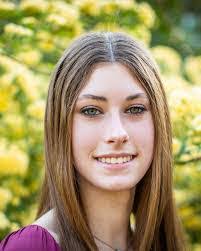 Ashley Heitz's Instagram, Twitter & Facebook