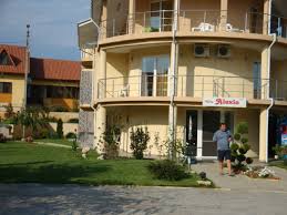 Consistently rated by guests as a fantastic hotel which offers excellent value for money, the hotel santa maria is situated in a completely renovated 16th century cloister offering 19. Vile Dublet Techirghiol 3 Techirghiol Romania Oferta Cazare