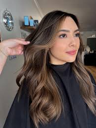 natural lived-in colors & dimensional hair coloring