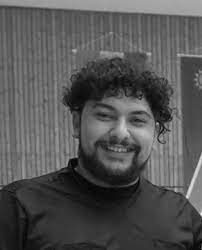 Burak yılmaz'ın fransız ekibine kazandırılmasındaki kilit isim olan campos, bu transferin perde berbatov ve burak yılmaz arasında kararsız kaldık. Der 1 Cfr Pforzheim Trauert Um Burak Yilmaz 1 Cfr Pforzheim 1896