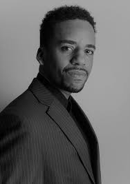 UC Community & Opportunities Leads to Successful Career as an Artist: Roger  Lee '10